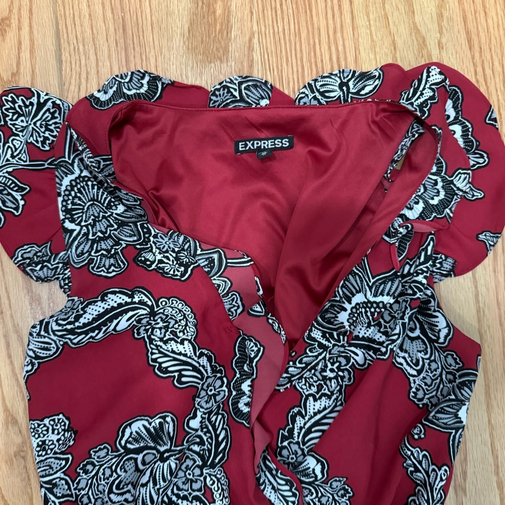 Express Red and Black Floral Romper - Picture 2 of 2